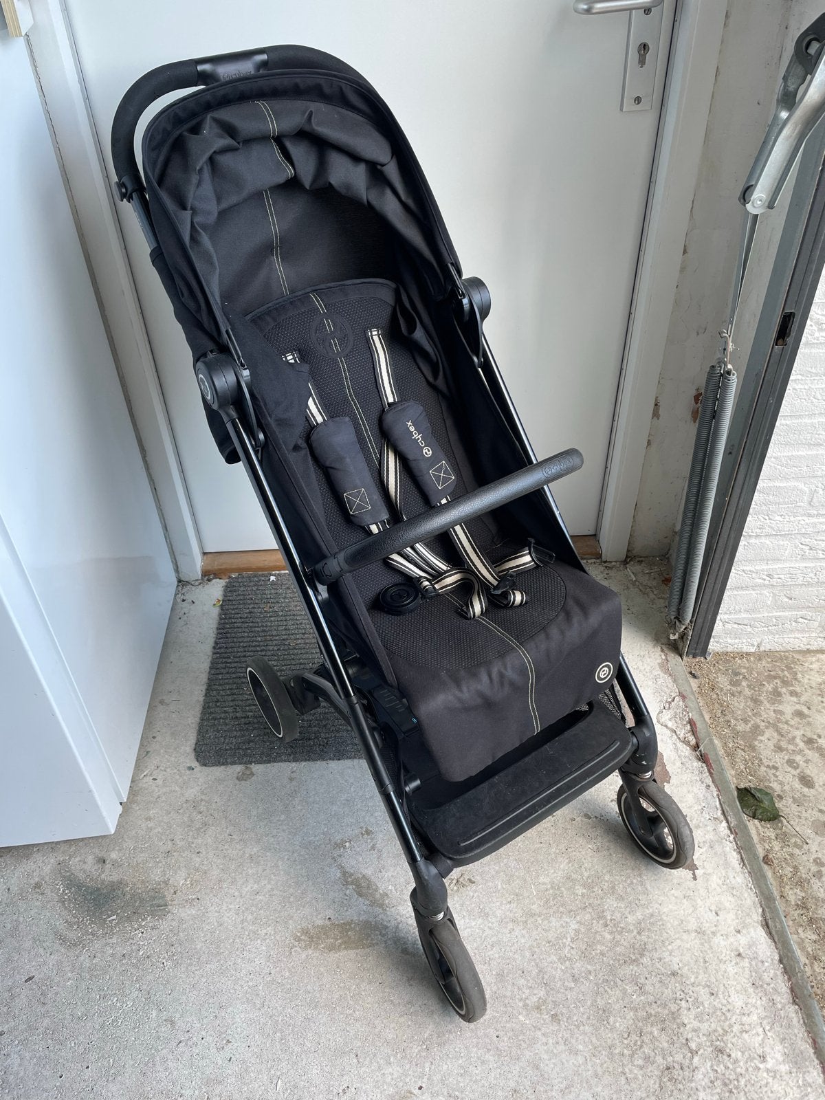 Cybex Beezy Buggy Zwart - Gebruikt (klapt niet in), Ophalen, Gebruikt, Overige merken, Verstelbare rugleuning
