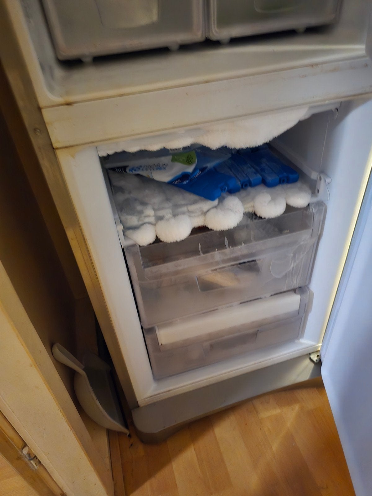 Indesit Koelkast met aparte vriezer - Gebruikt, Ophalen, 150 tot 200 liter, Gebruikt, 60 cm of meer