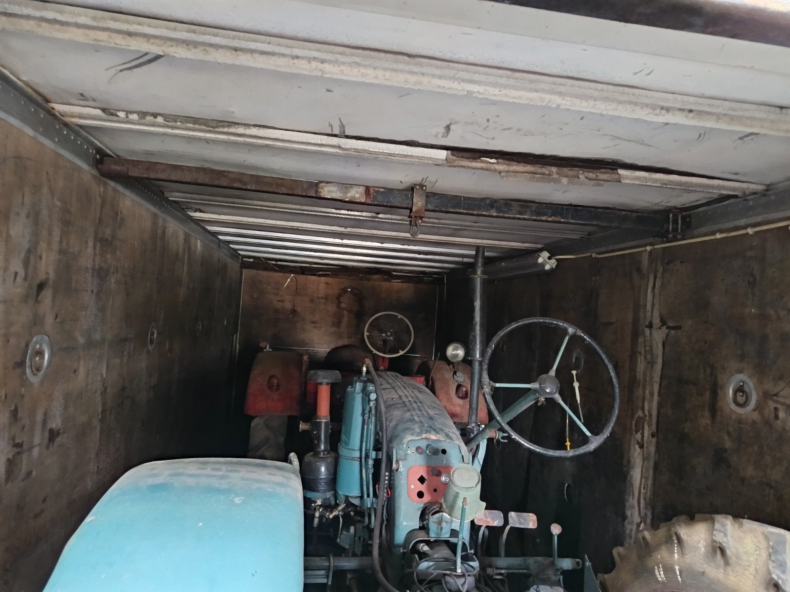 Hanomag R24 2 stuks, Ophalen