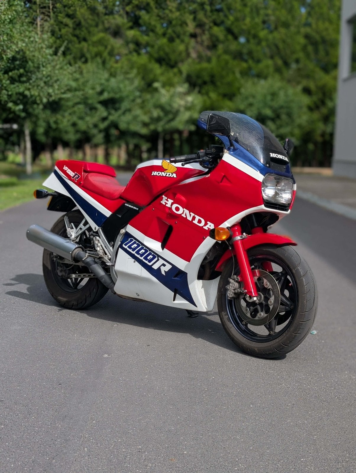 Honda VF1000R, Ophalen, Gereviseerd