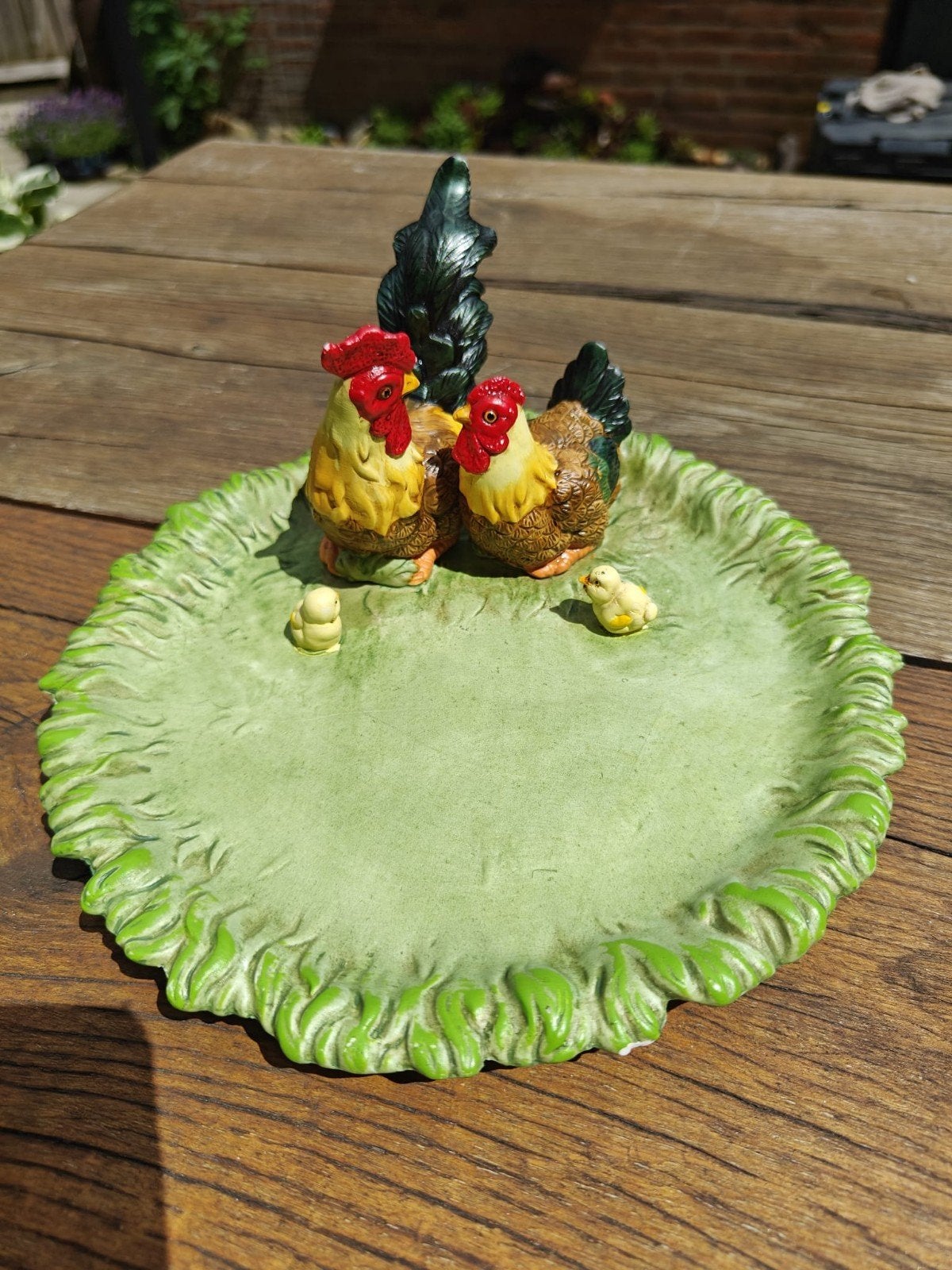 Decoratieve schaal met haan,kip & kuikens , Landelijke stijl, Huis en Inrichting, Ophalen of Verzenden, Gebruikt