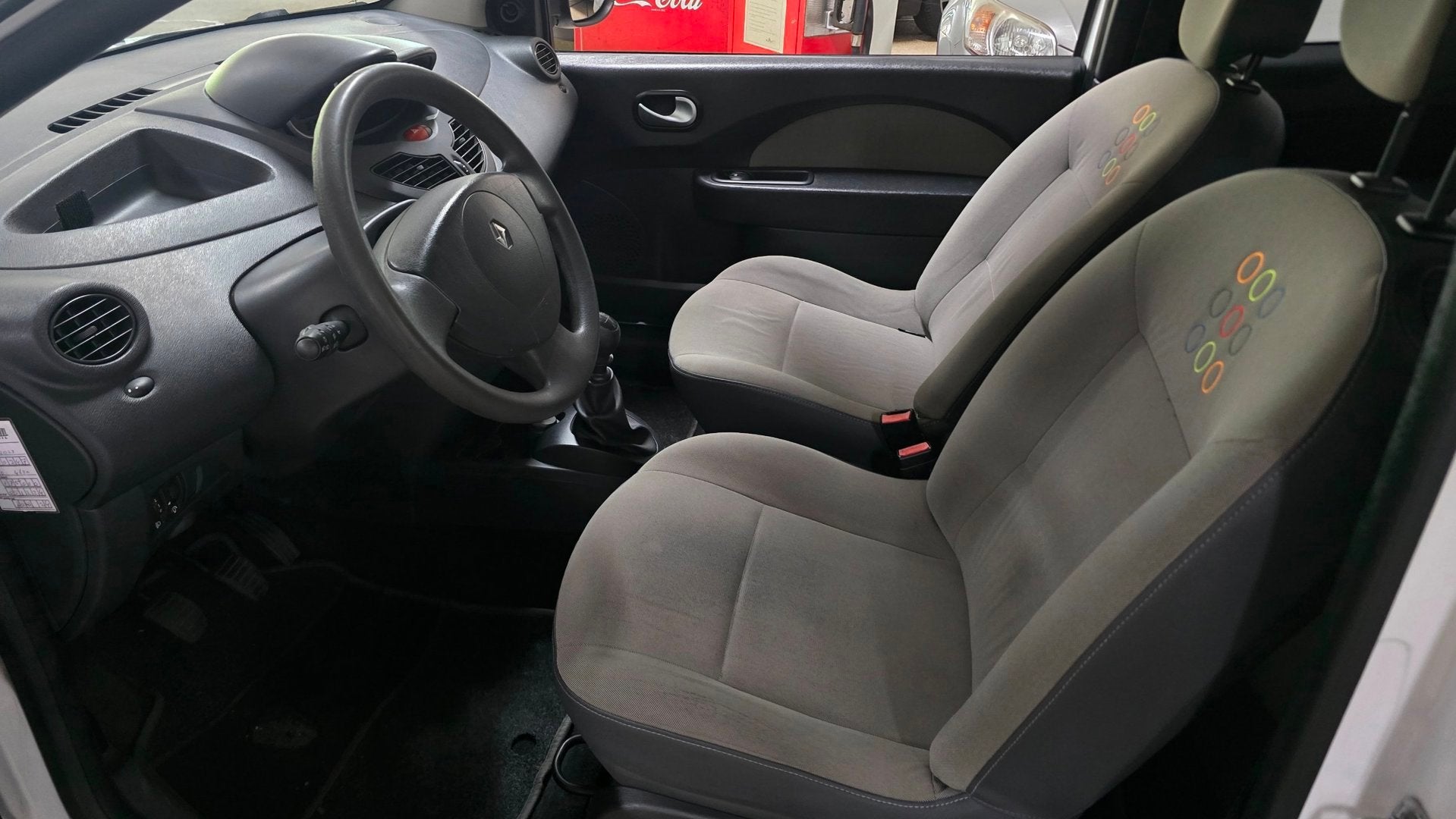 Renault Twingo 1.2-16V Authentique nieuwe apk!, Auto's, Renault, 839 kg, Twingo, Gebruikt, 4 cilinders