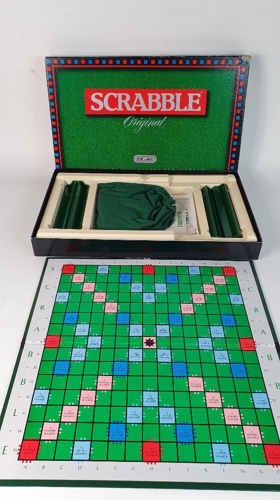 Scrabble Original, Jumbo 408. Groene doos, kunststof. 8C8, Tweedehands verkoop, Tweedehands verkoop, Gebruikt, Ophalen of Verzenden