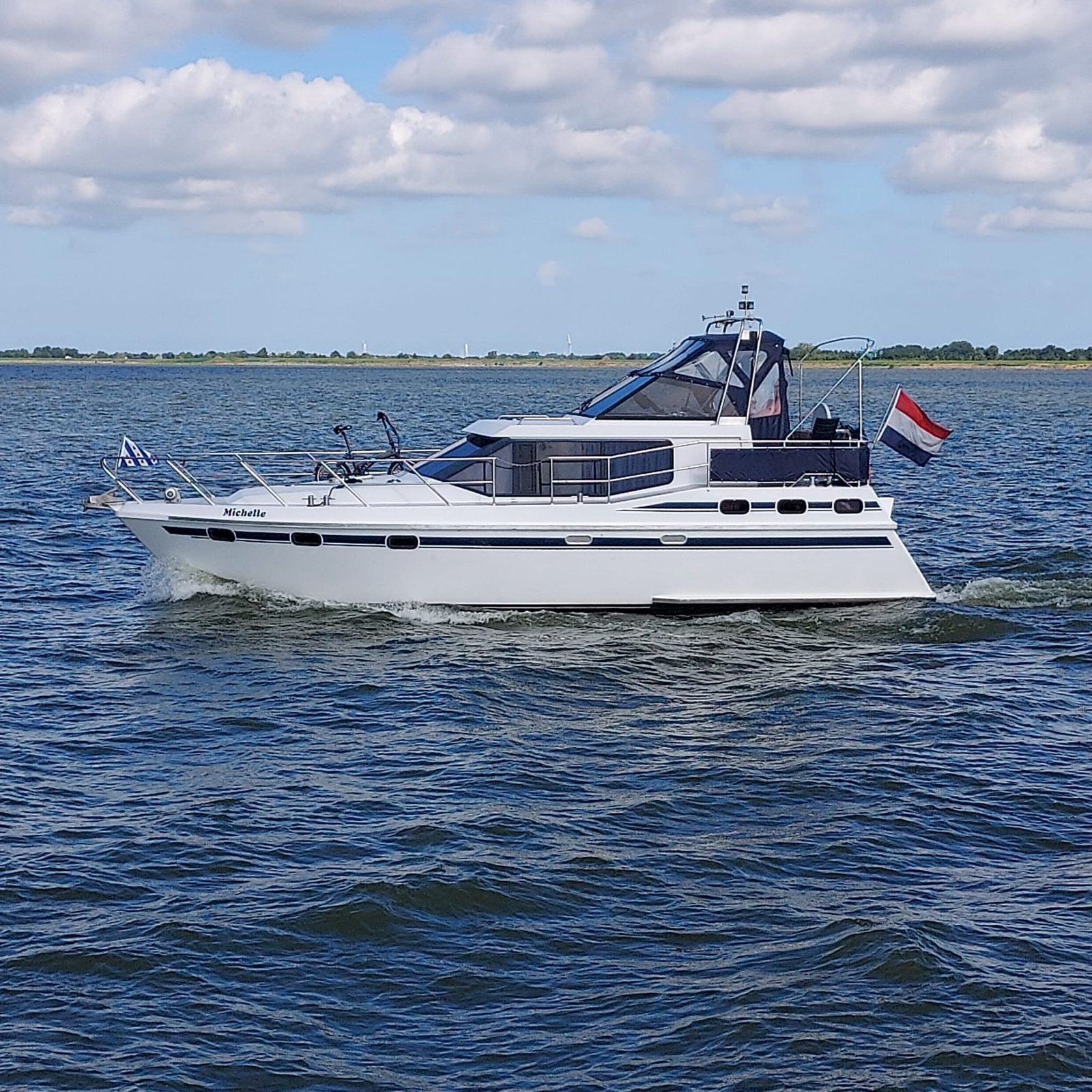 TE HUUR: Vri-Jon Contessa luxe motorboot / motorjacht, Diensten en Vakmensen, Verhuur | Boten, Sloep of Motorboot