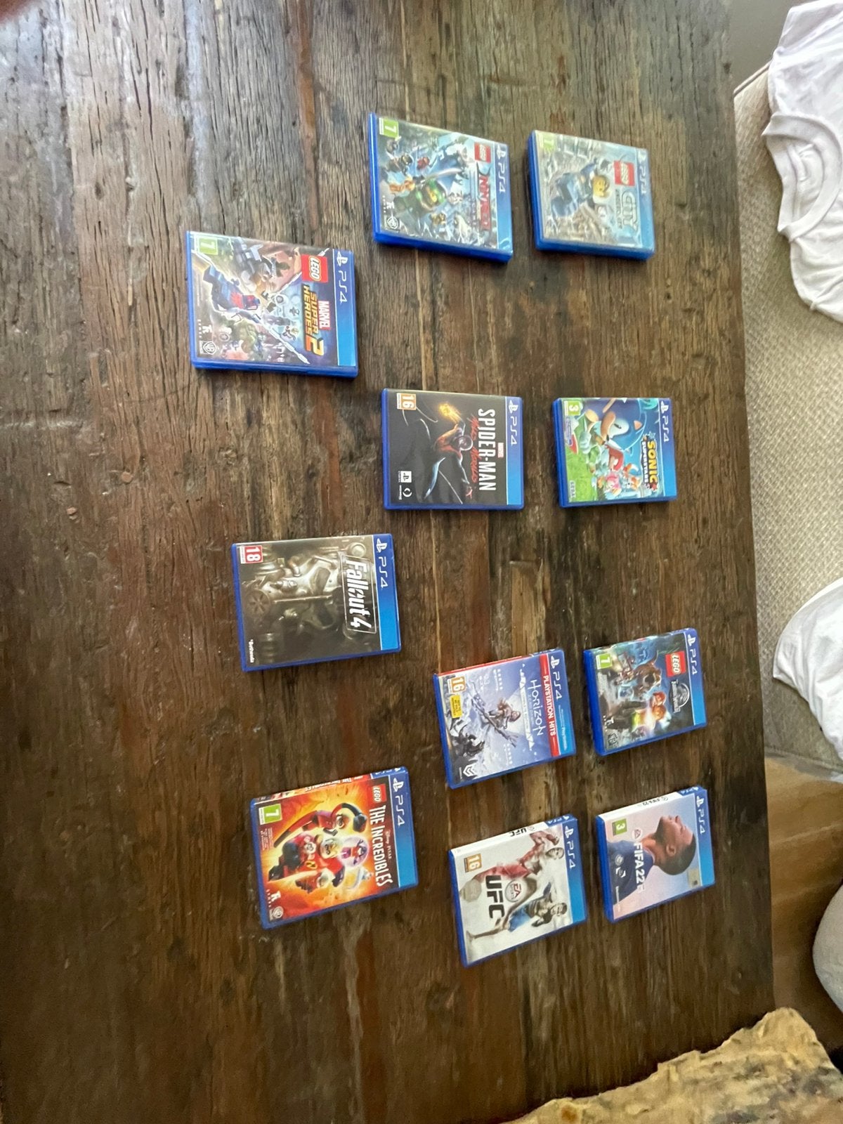 Playstation 4 games, Spelcomputers en Games, Ophalen, Gebruikt, Gekoppelde computers, Role Playing Game (Rpg)