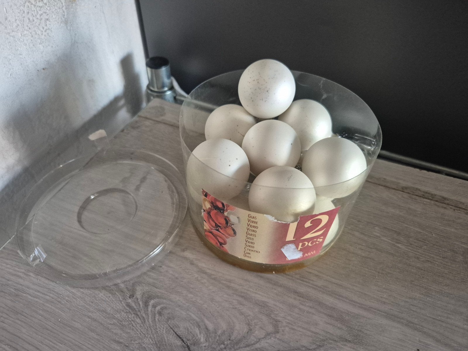 12 witte kerstballen, Diversen, Ophalen of Verzenden, Zo goed als nieuw