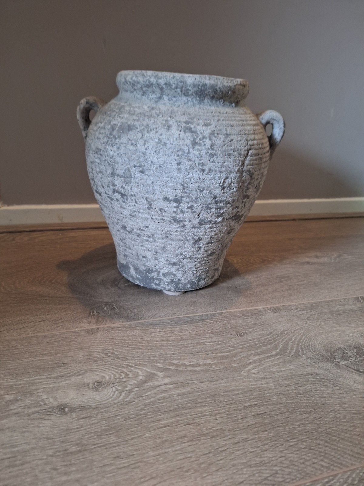 Decoratieve grijze pot met handvatten - Nog mooi!, Ophalen