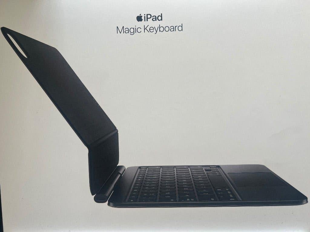 Foto 3 van iPad Pro 11 inch 512GB with Keyboard , Oled 100% batt