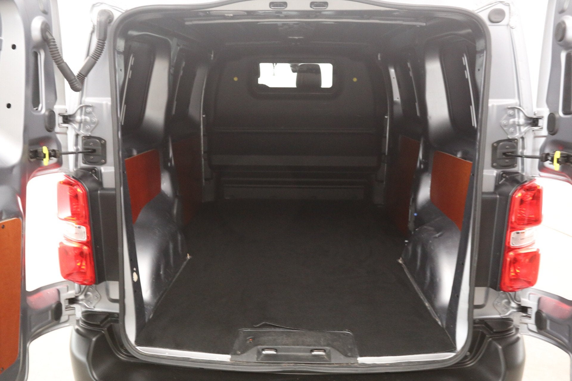 Citroën Jumpy 1.5 BlueHDI L2H1 | Airco | Cruise | 3 Zits |, Voorwielaandrijving, Gebruikt, Euro 6, 4 cilinders