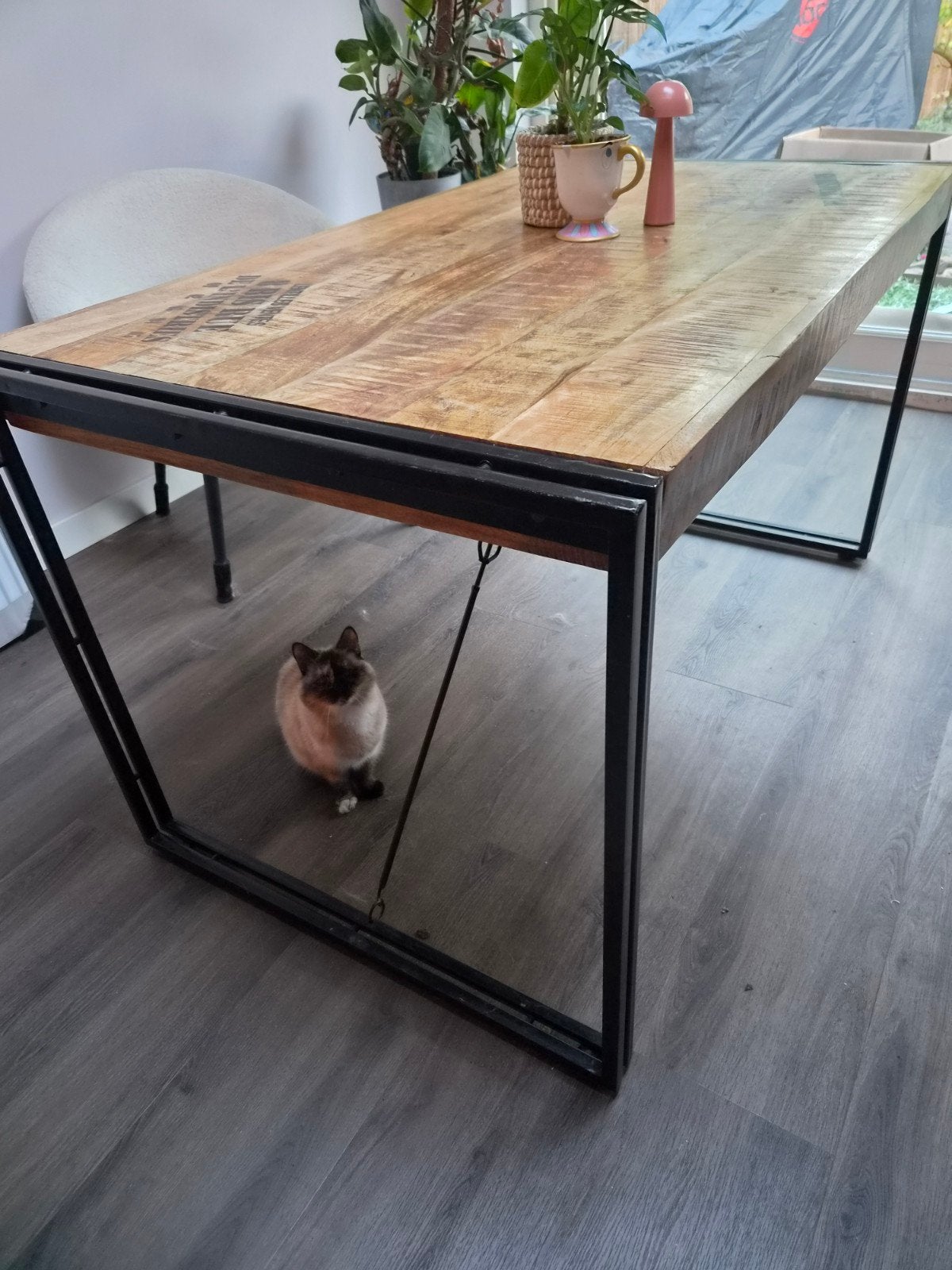 140x80 cm mango houten tafel met metalen onderstel, Huis en Inrichting, Gebruikt, 100 tot 150 cm, 50 tot 100 cm, Vier personen