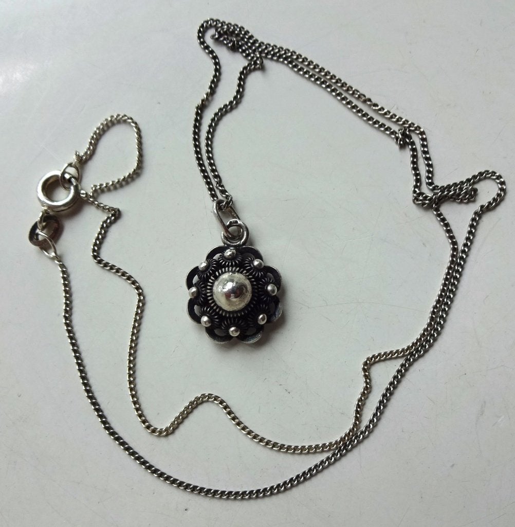 Zilveren Zeeuwse knoop hangertje + ketting, Sieraden, Tassen en Uiterlijk, Antieke sieraden, Ophalen of Verzenden, Zilver, Ketting