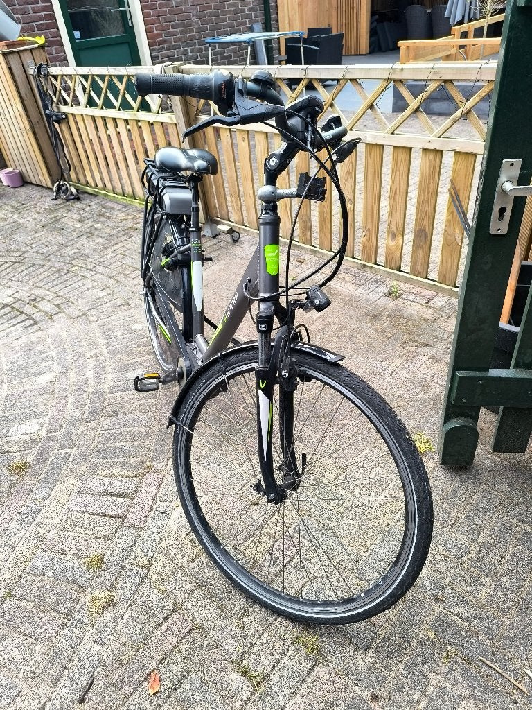 Electrische fiets Victoria met nieuwe Bosch accu, Ophalen, Zo goed als nieuw, 30 tot 50 km per accu, Overige merken