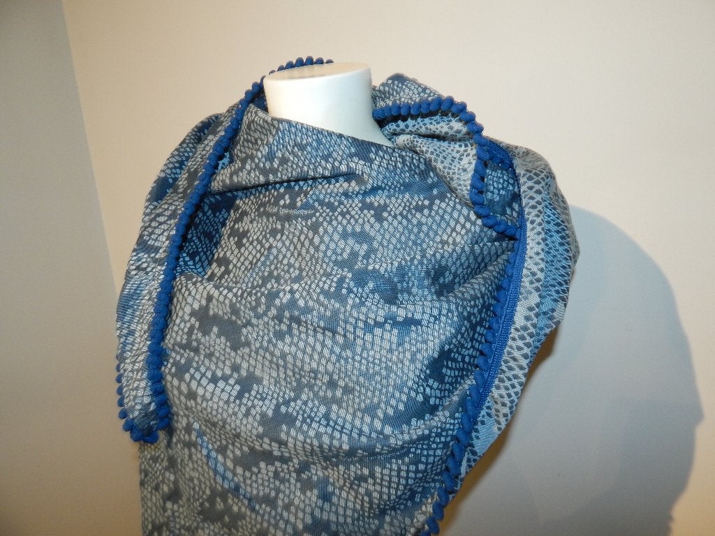 Pom Amsterdam driehoek shawl sier afwerking label eraan, Kleding | Dames, Maat 42/44 (L), Ophalen of Verzenden, Zo goed als nieuw
