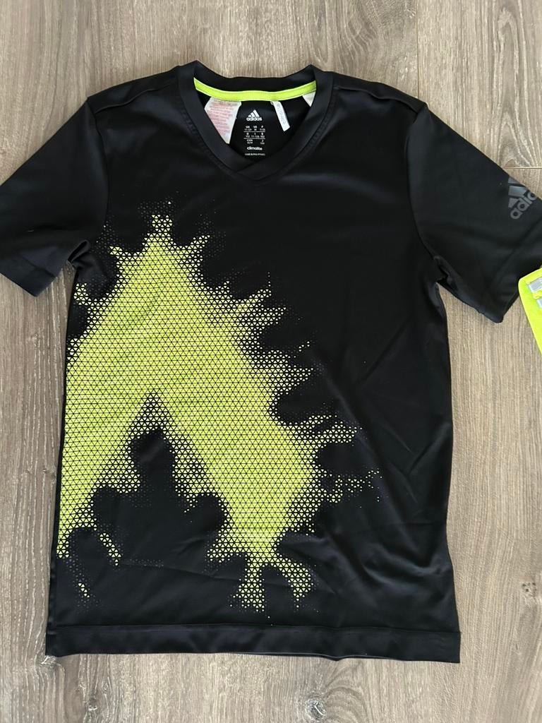 ADIDAS sport shirts, Verzenden, Zo goed als nieuw, Jongen of Meisje, Sport- of Zwemkleding