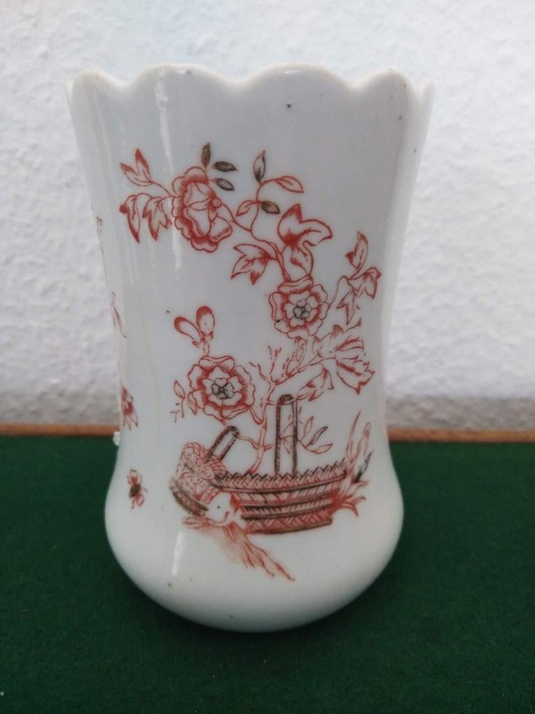 Antieke Japanse porseleinen vaas met bloemmotief, Ophalen of Verzenden