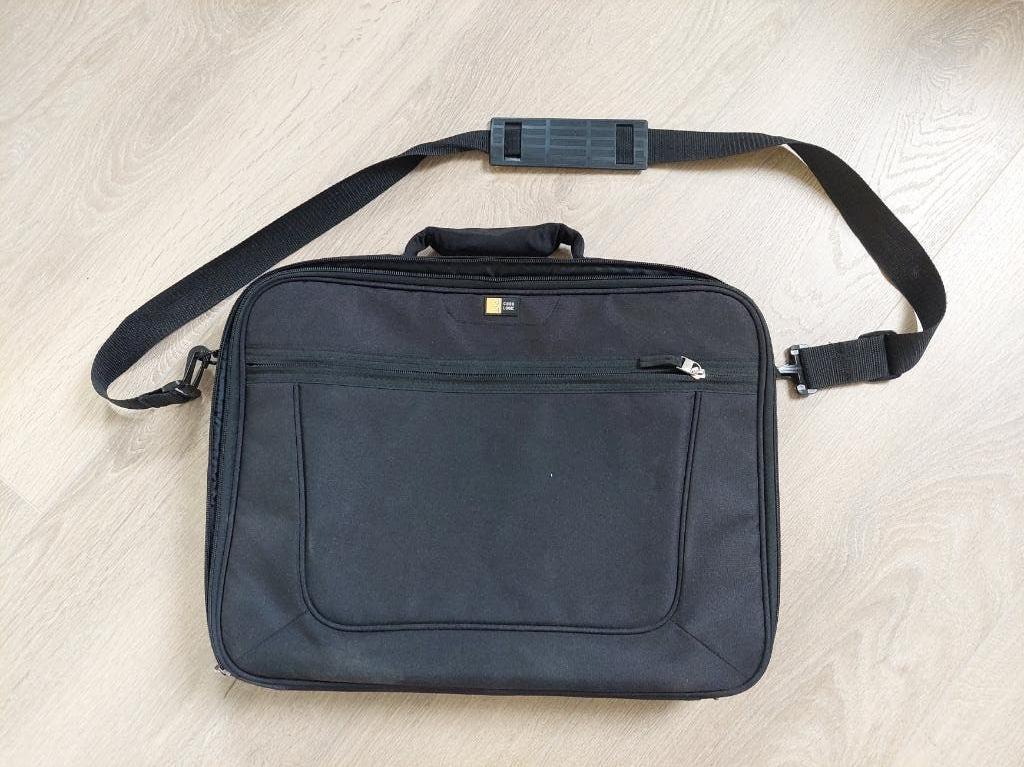 laptop tas - case logic, Ophalen, 17 inch of meer, Zo goed als nieuw, Zwart