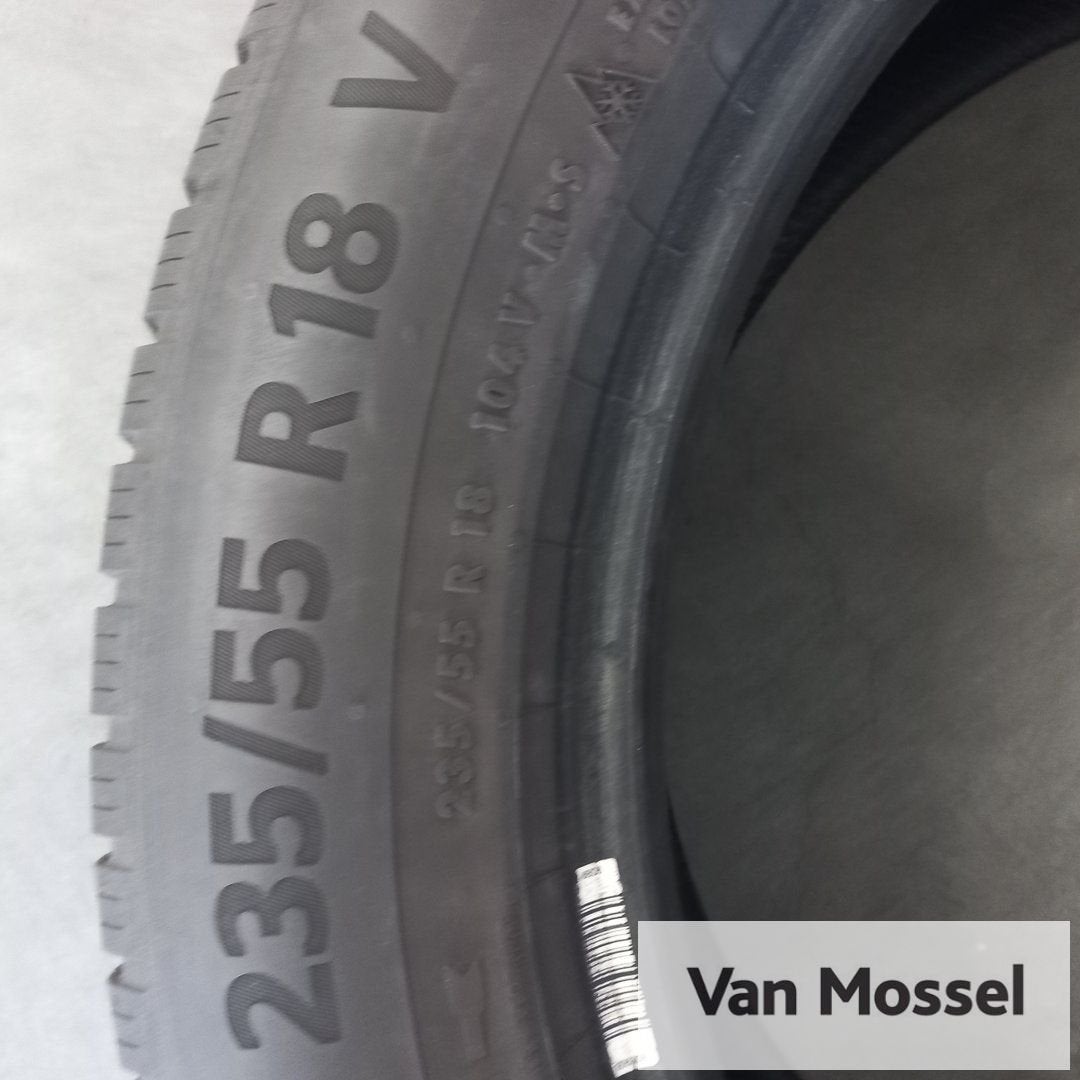 Continental Wintercontact TS 870P 235/55/R18 104V, 18 inch, Gebruikt, -, -