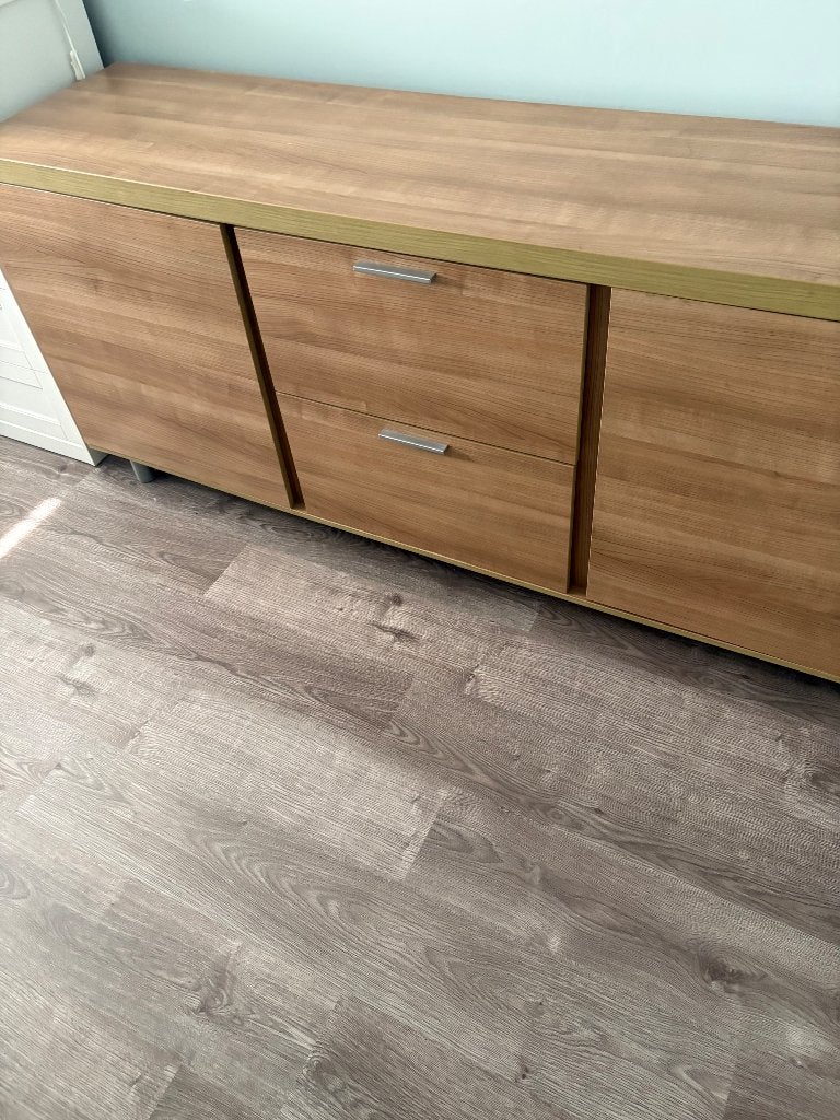 Kast, Ophalen, Met deur(en), 150 tot 200 cm, Zo goed als nieuw
