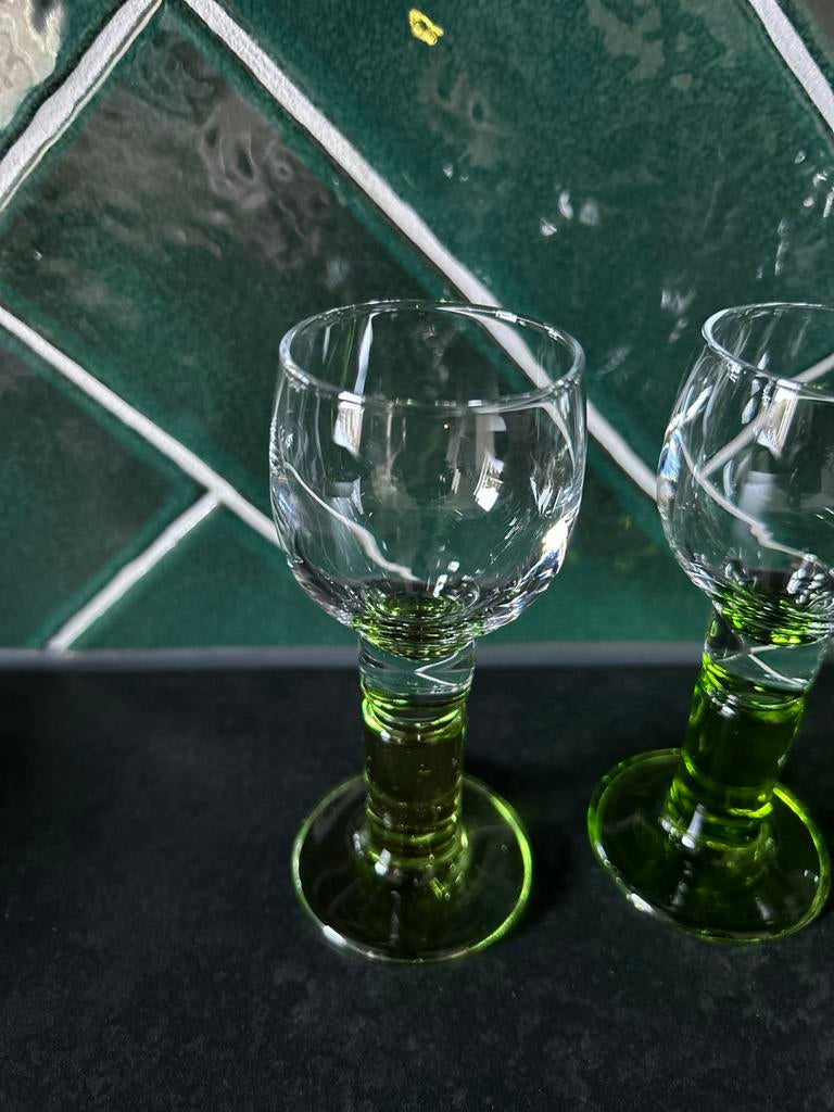 Set van 4 Bormioli groene likeurglaasjes, Ophalen of Verzenden