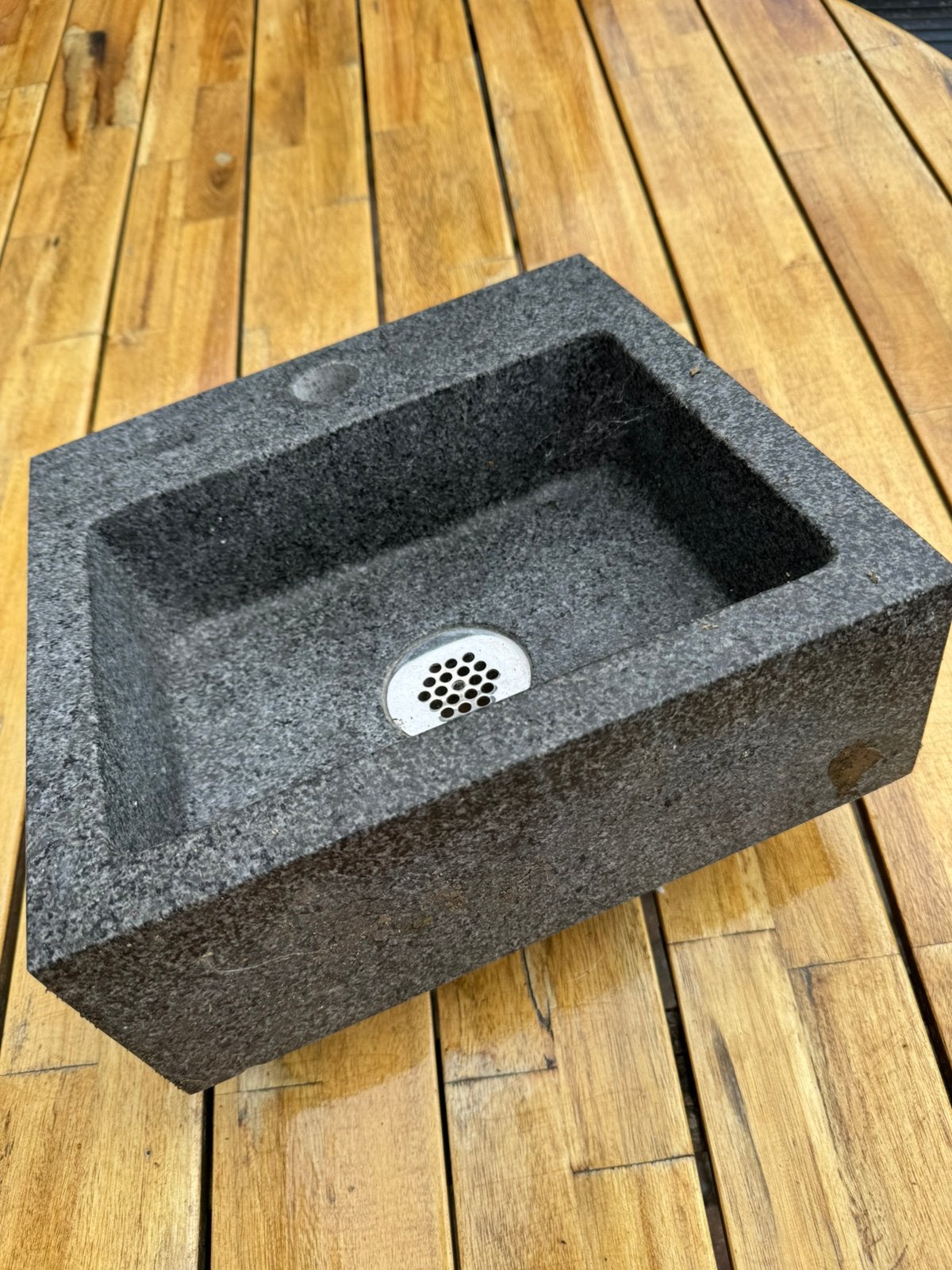 Hard stenen fonteintje, Ophalen, Gebruikt, Steen, Toilet