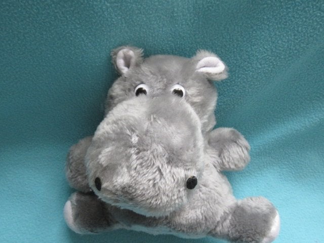 ZGAN Knuffel nijlpaard 23 cm hoog, Overige typen, Grijs, Ophalen of Verzenden, Zo goed als nieuw