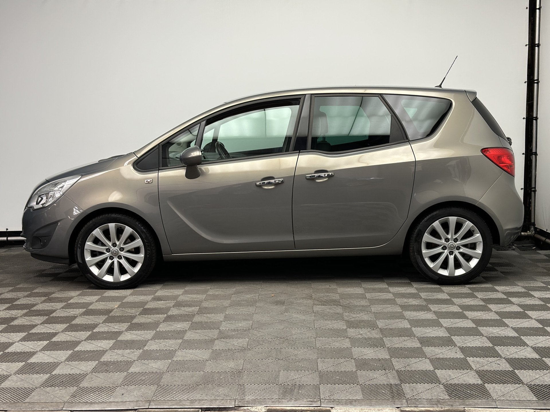 Opel Meriva 1.4 Turbo Cosmo ECC LM16" NL Auto (bj 2010), Auto's, Voorwielaandrijving, Euro 5, Gebruikt, 4 cilinders
