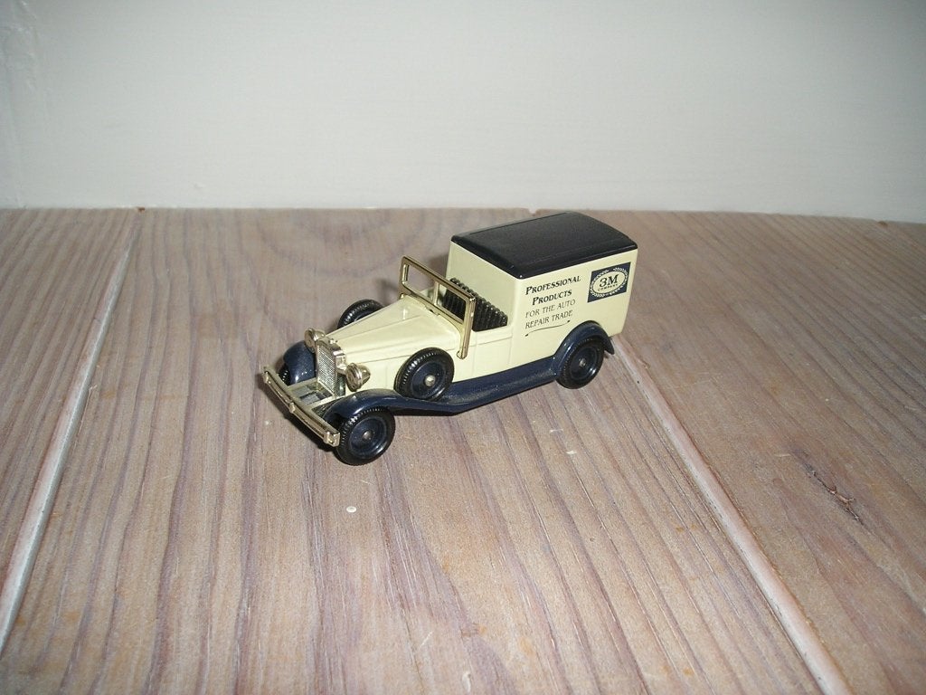 Lledo Promotional Models 3M, Ophalen of Verzenden, Zo goed als nieuw, Bus of Vrachtwagen, Overige merken