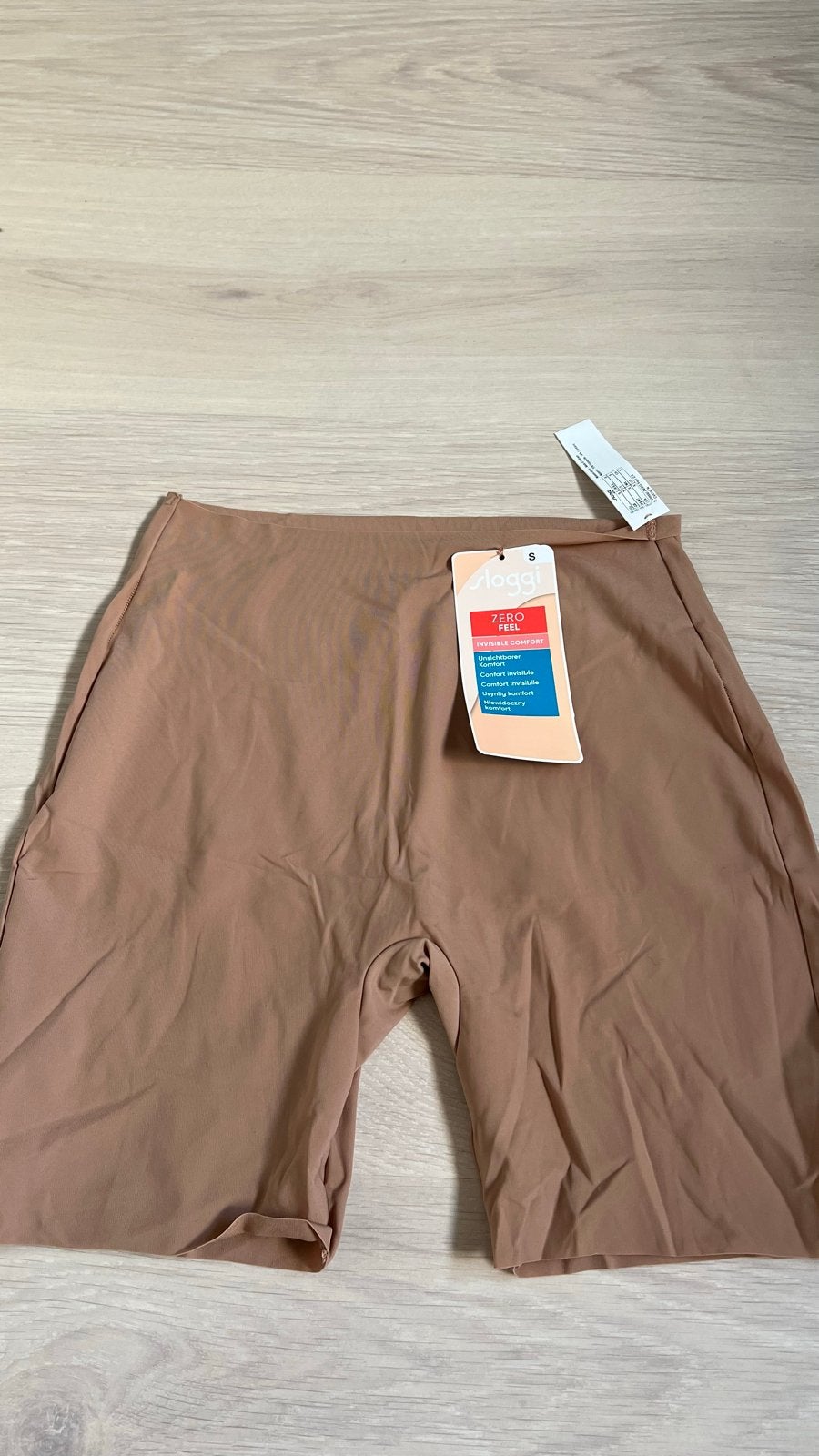 Sloggi Zero Feel naadloos broekje, Ophalen of Verzenden, Beige, Broekje of Short