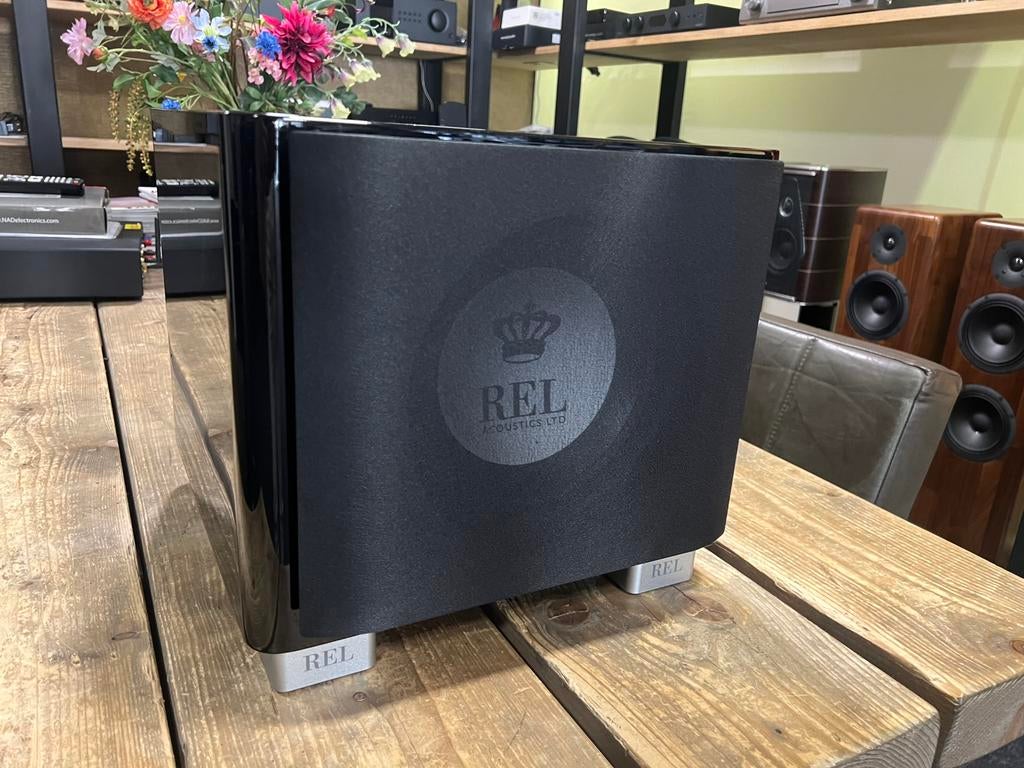 Rel T9x, Overige merken, Subwoofer, Ophalen of Verzenden, Zo goed als nieuw