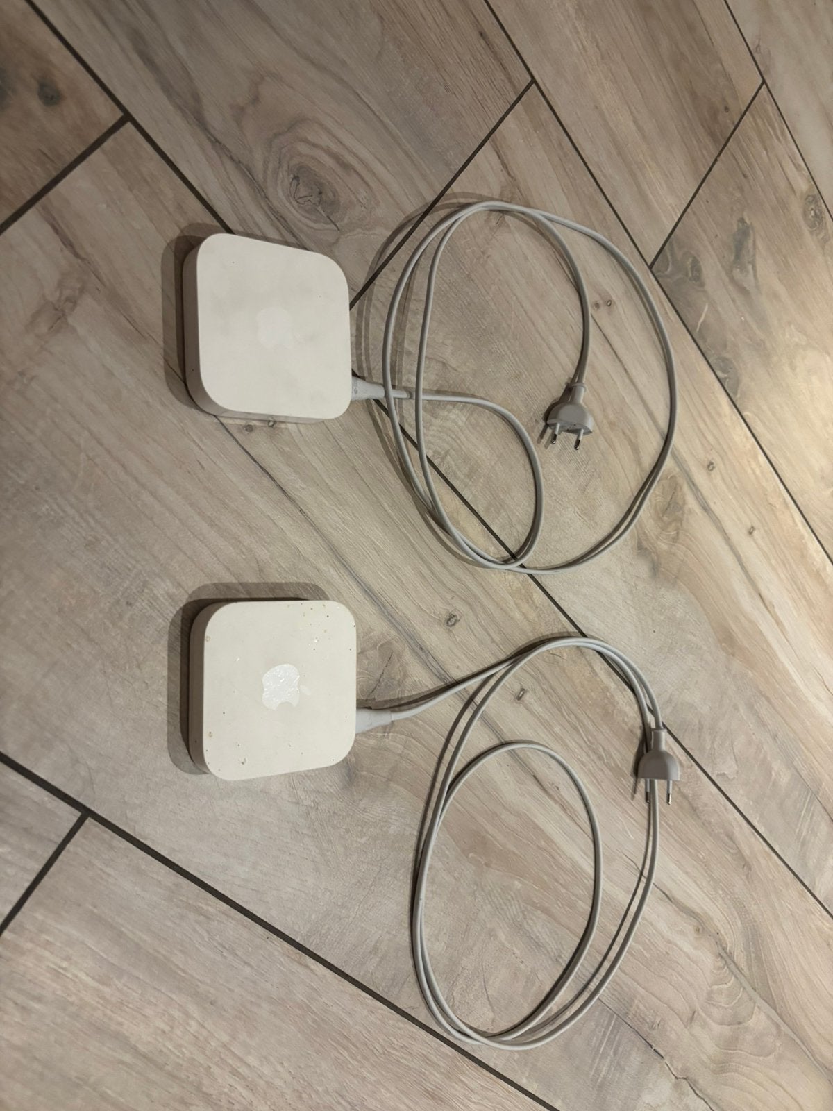 Apple airport Express (2 stuks), Ophalen of Verzenden, Gebruikt