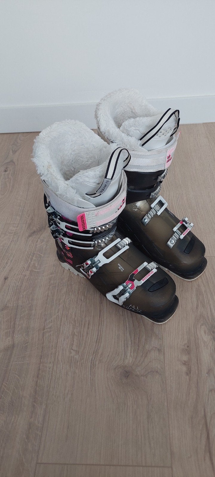 Rossignol dames skischoenen - Comfort en prestatie, Sport en Fitness, Ophalen, 160 tot 180 cm, Gebruikt, Rossignol