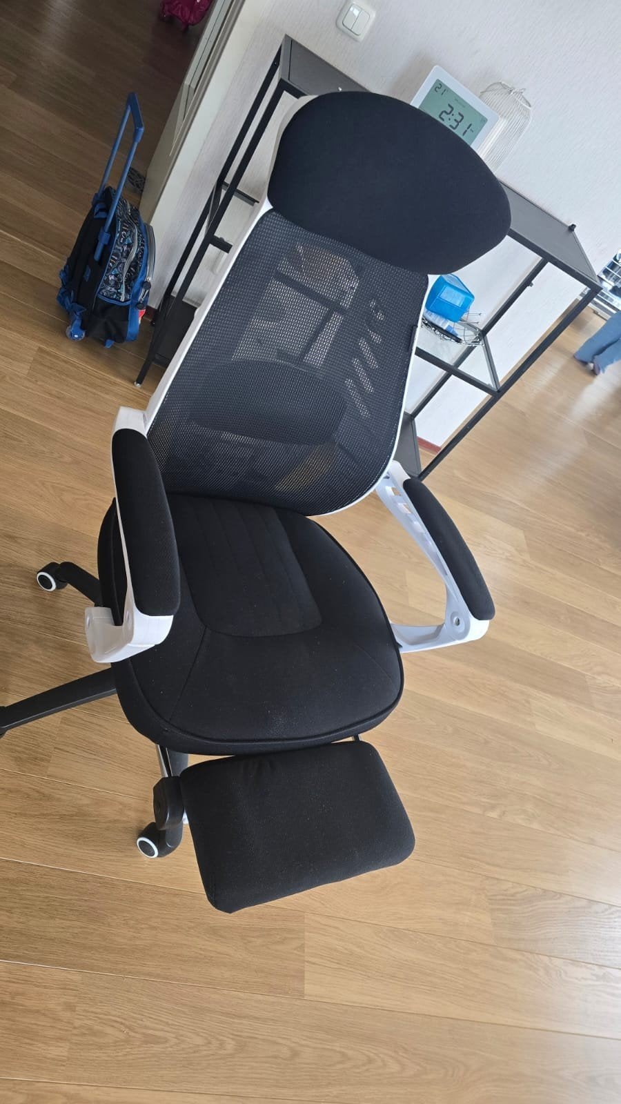 Office chair, Huis en Inrichting, Bureaustoelen, Ophalen, Zo goed als nieuw, Zwart