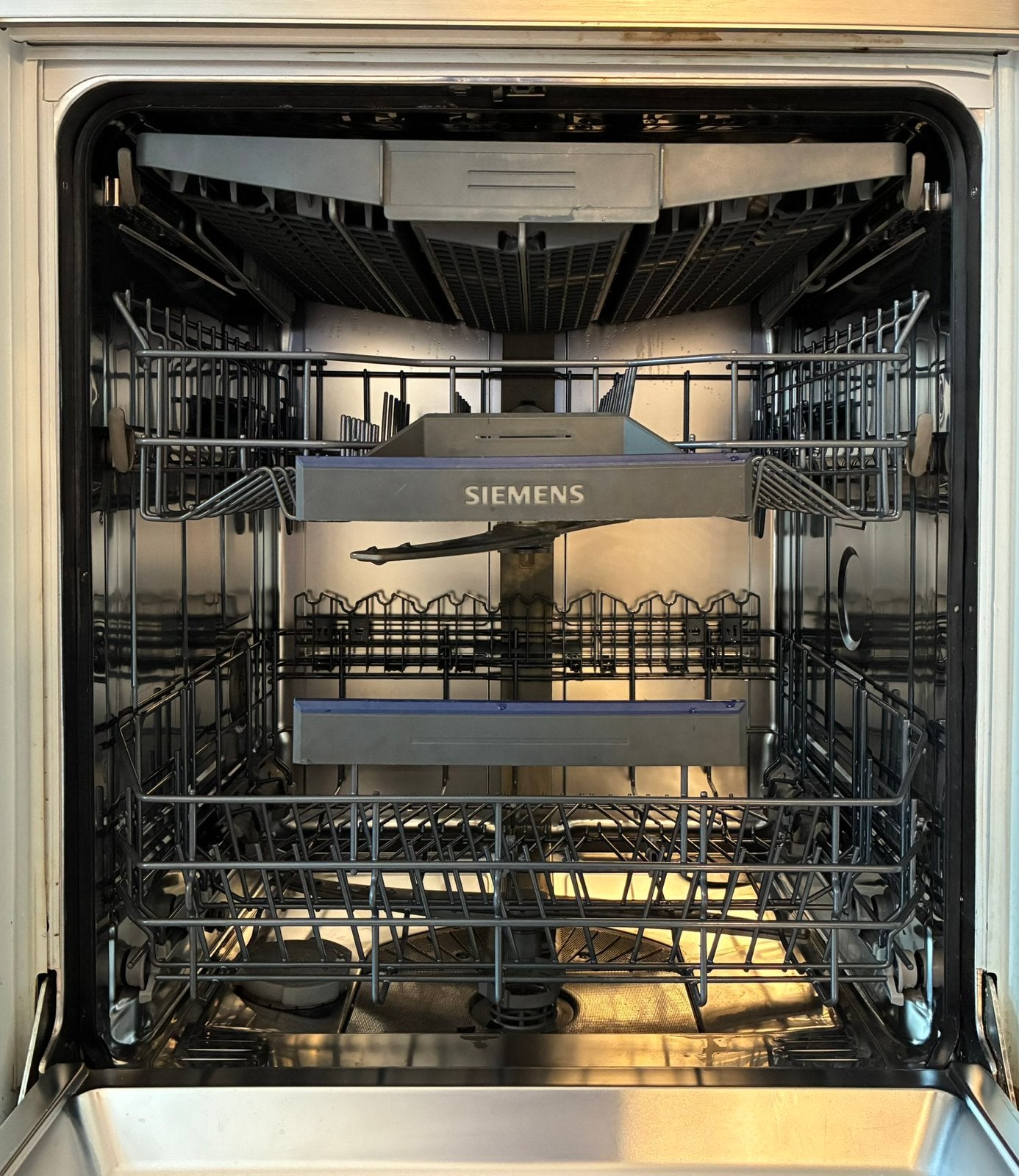 SIEMENS iQ300 Vaatwasser, Witgoed en Apparatuur, Vaatwasmachines, Zo goed als nieuw, Inbouw, Minder dan 85 cm, 60 cm of meer, Minder dan 10 liter