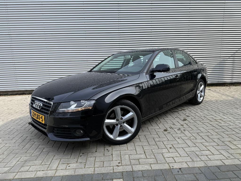 Audi A4 2.0 Tfsi 132KW Multitronic Zwart / NIEUWE KETTING!, Stof, 1440 kg, Zwart, 4 cilinders