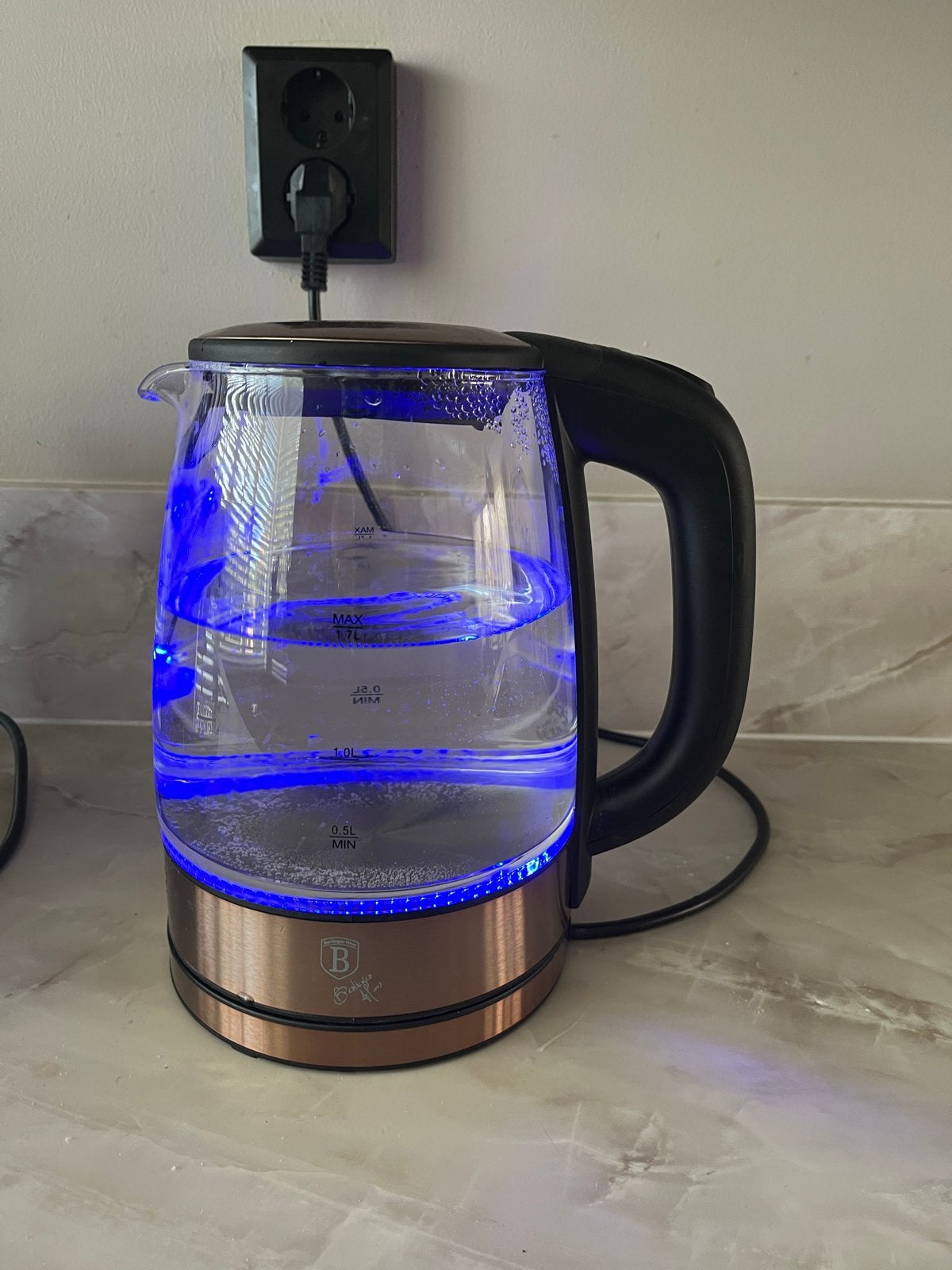 BerlingerHaus Waterkoker 1,7L - RVS/Rosé kleurig, Witgoed en Apparatuur, Waterkokers, 1 tot 2 liter, Ophalen of Verzenden, Zo goed als nieuw