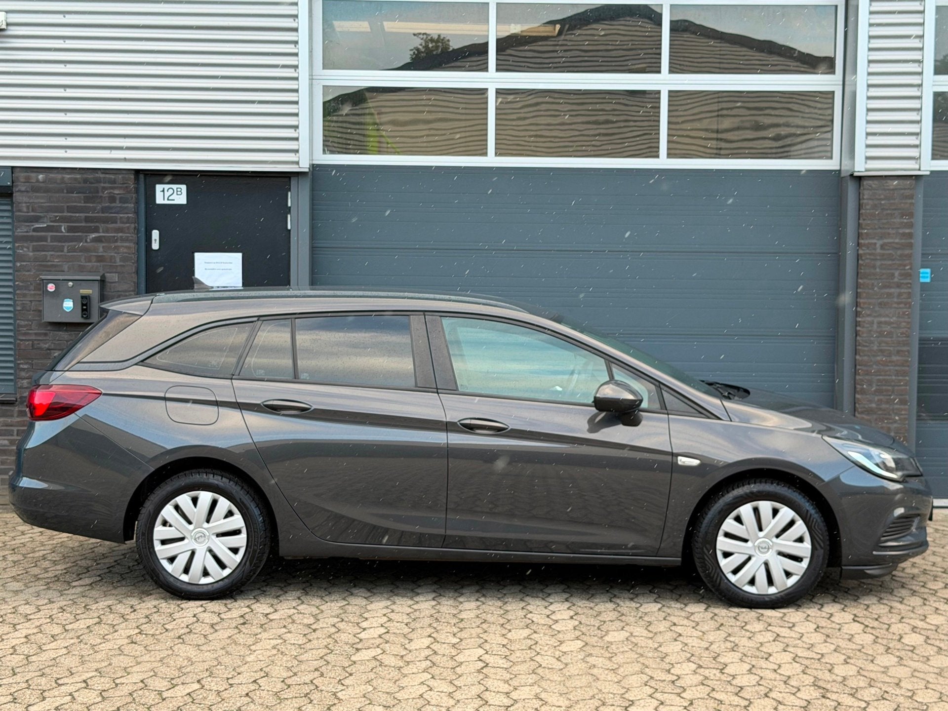 Opel Astra Sports Tourer 1.6 CDTI Edition NAVI CLIMA PDC CAM, Auto's, Voorwielaandrijving, Stof, Gebruikt, 4 cilinders