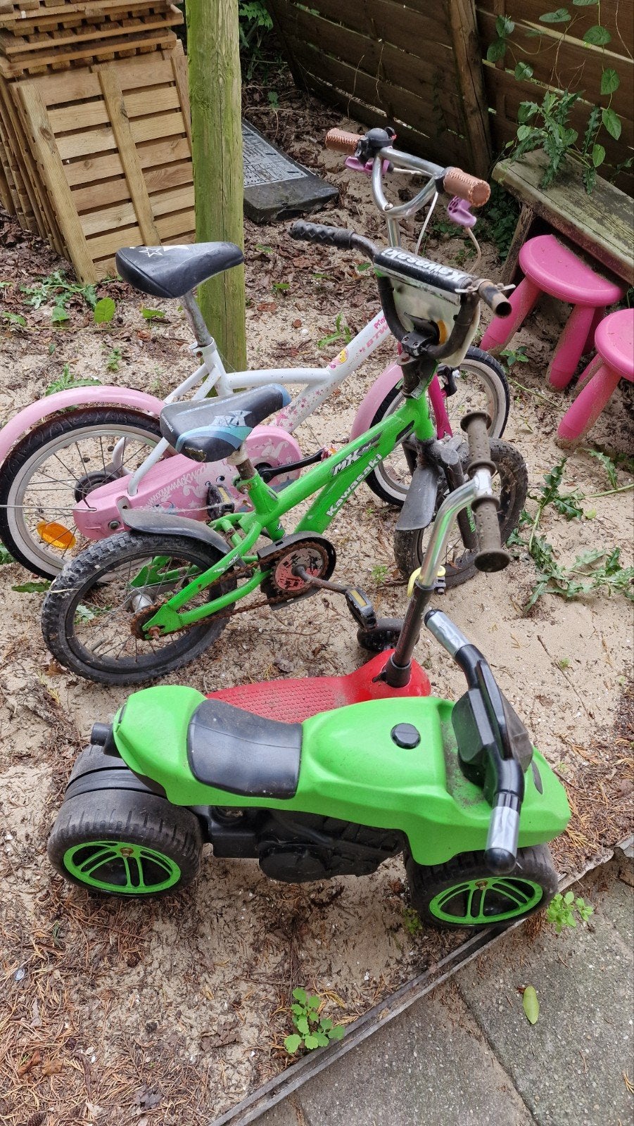 Meisjesfiets, jongensfiets en loopmotor - Set, Ophalen of Verzenden, Gebruikt, Terugtraprem, Minder dan 16 inch