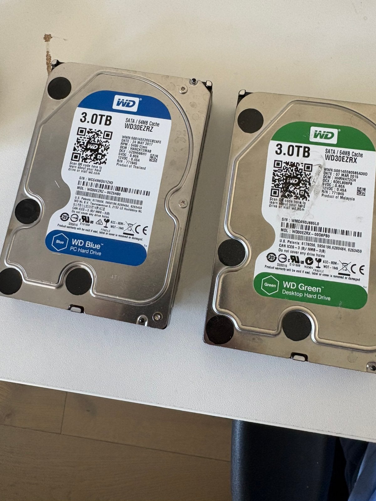 WD Blue & Green 3TB SATA Harde Schijven (2 stuks), Intern, Gebruikt, Server, Ophalen of Verzenden