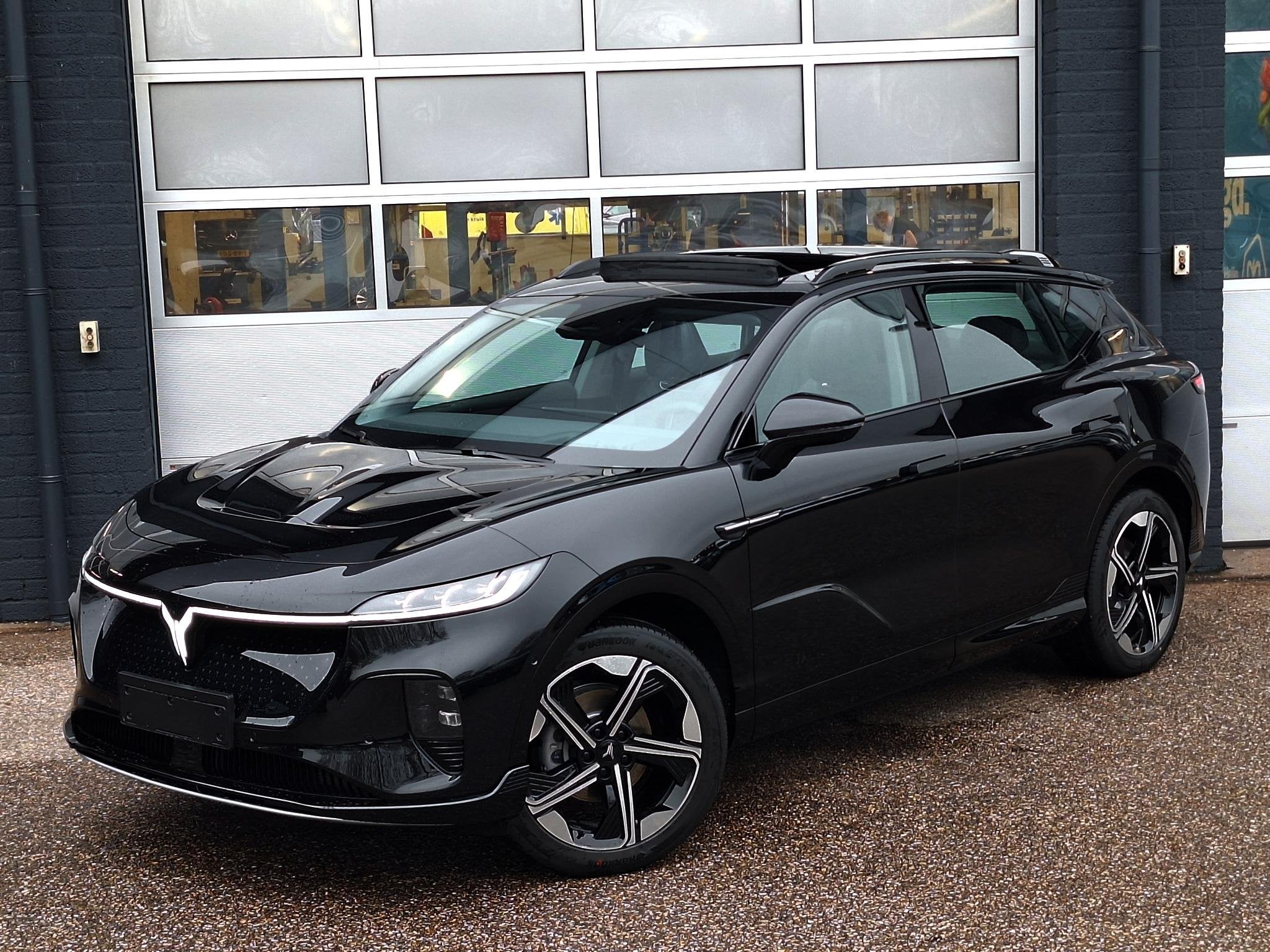 VOYAH Courage Business Edition 80 kWh | Schuifdak | 360° ca, Auto's, Voyah, Automaat, Achterwielaandrijving, Zwart, Zwart