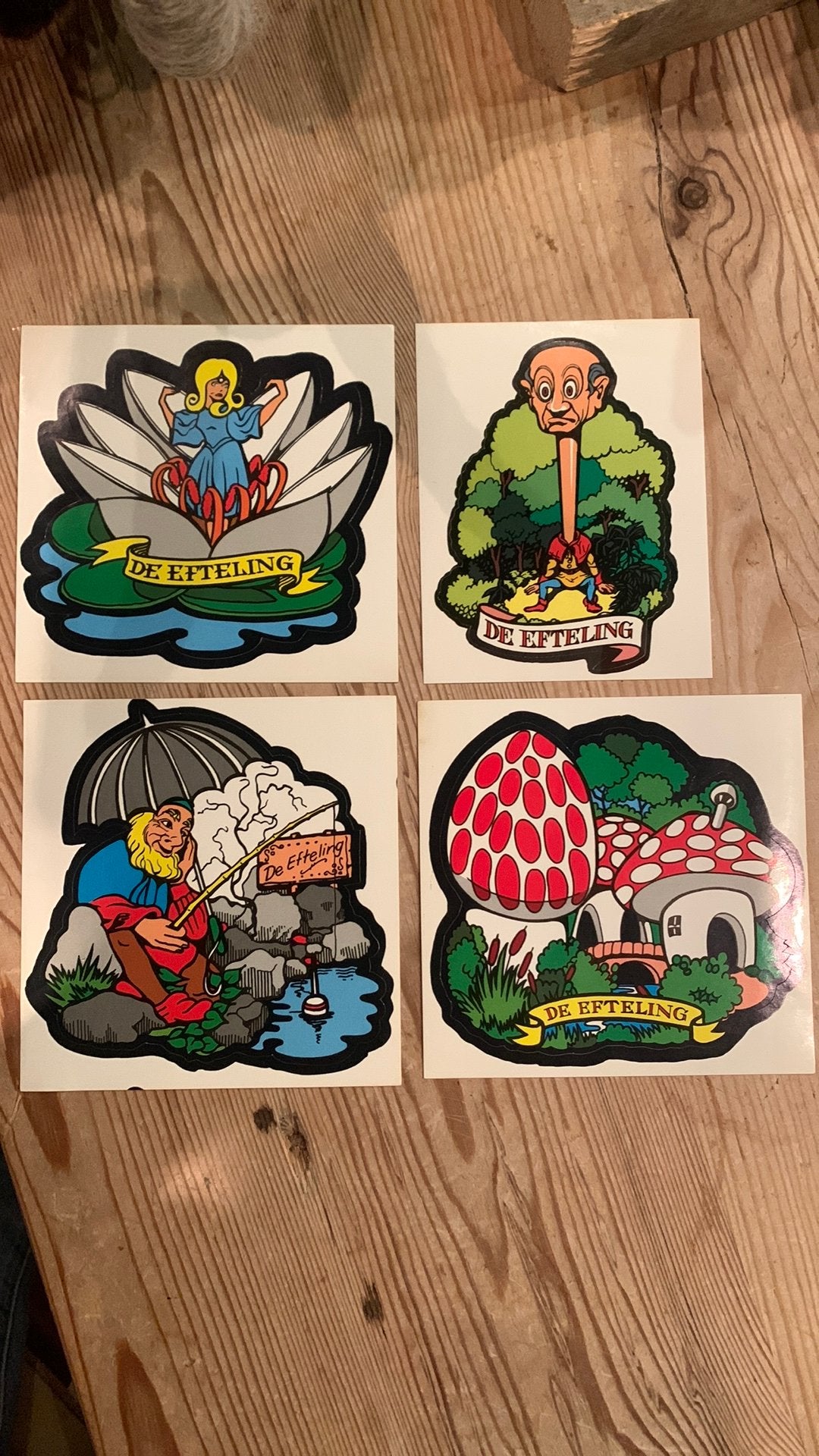 4 vintage Efteling parkeer stickers ( jaren ‘70 )., Verzamelen, Ophalen of Verzenden, Zo goed als nieuw, Overige typen