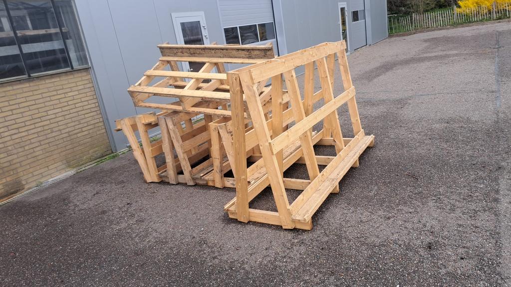 5 houten glasbokken te koop €25,- per stuk, Ophalen, Gebruikt, 160 cm of meer, 80 tot 120 cm
