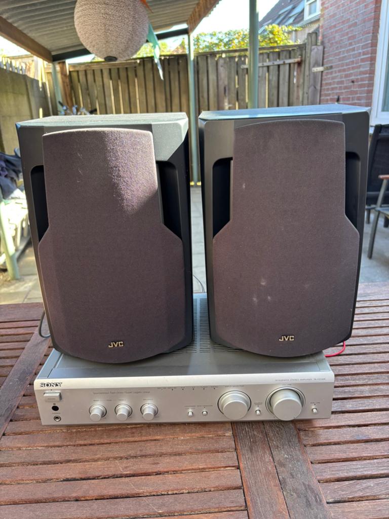 Geluidsinstallatie stereo speakers en versterker sony, Audio, Tv en Foto, Ophalen, Gebruikt, MP3-aansluiting, Tuner of Radio