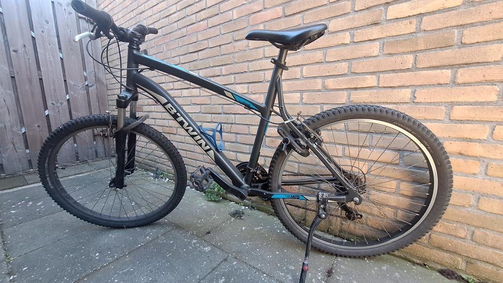 B'Twin Rockrider 340 maat L Mountainbike - met AXA slot, Gebruikt, Hardtail, Velgrem, Ophalen