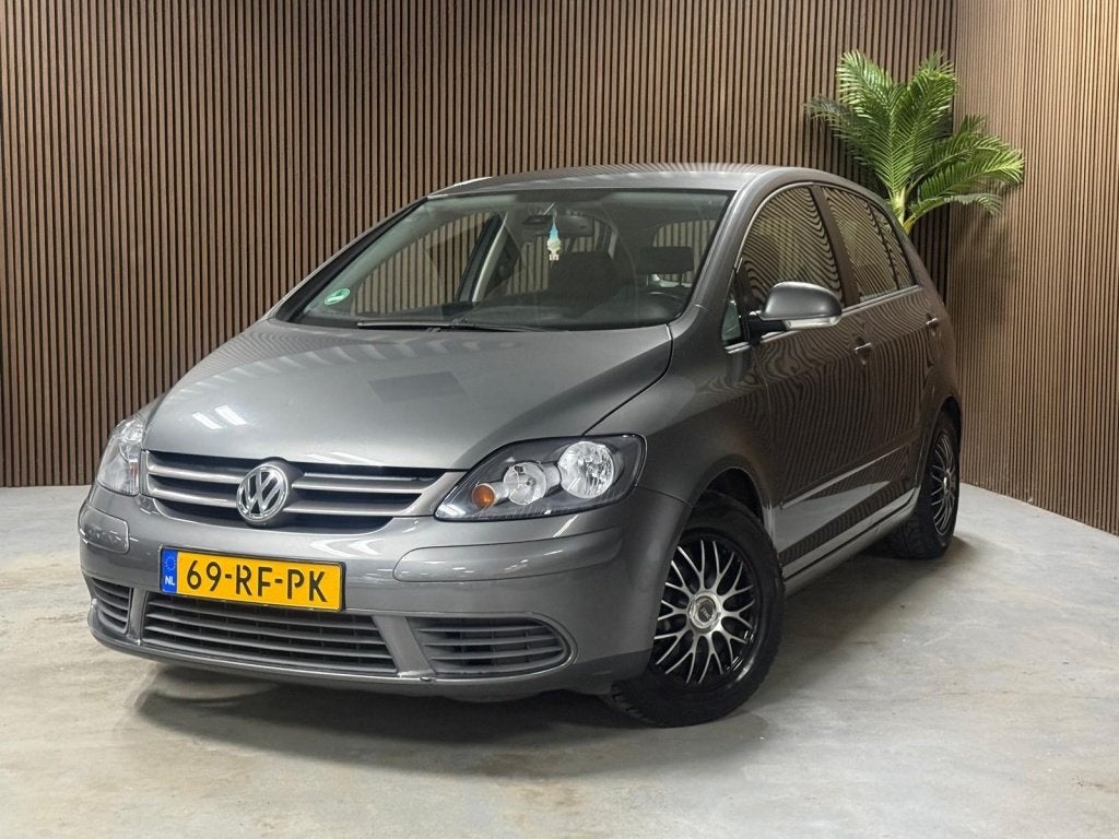 Volkswagen Golf Plus 1.6 FSI Sportline (bj 2005), Auto's, Volkswagen, Golf Plus, Gebruikt, 4 cilinders, 116 pk