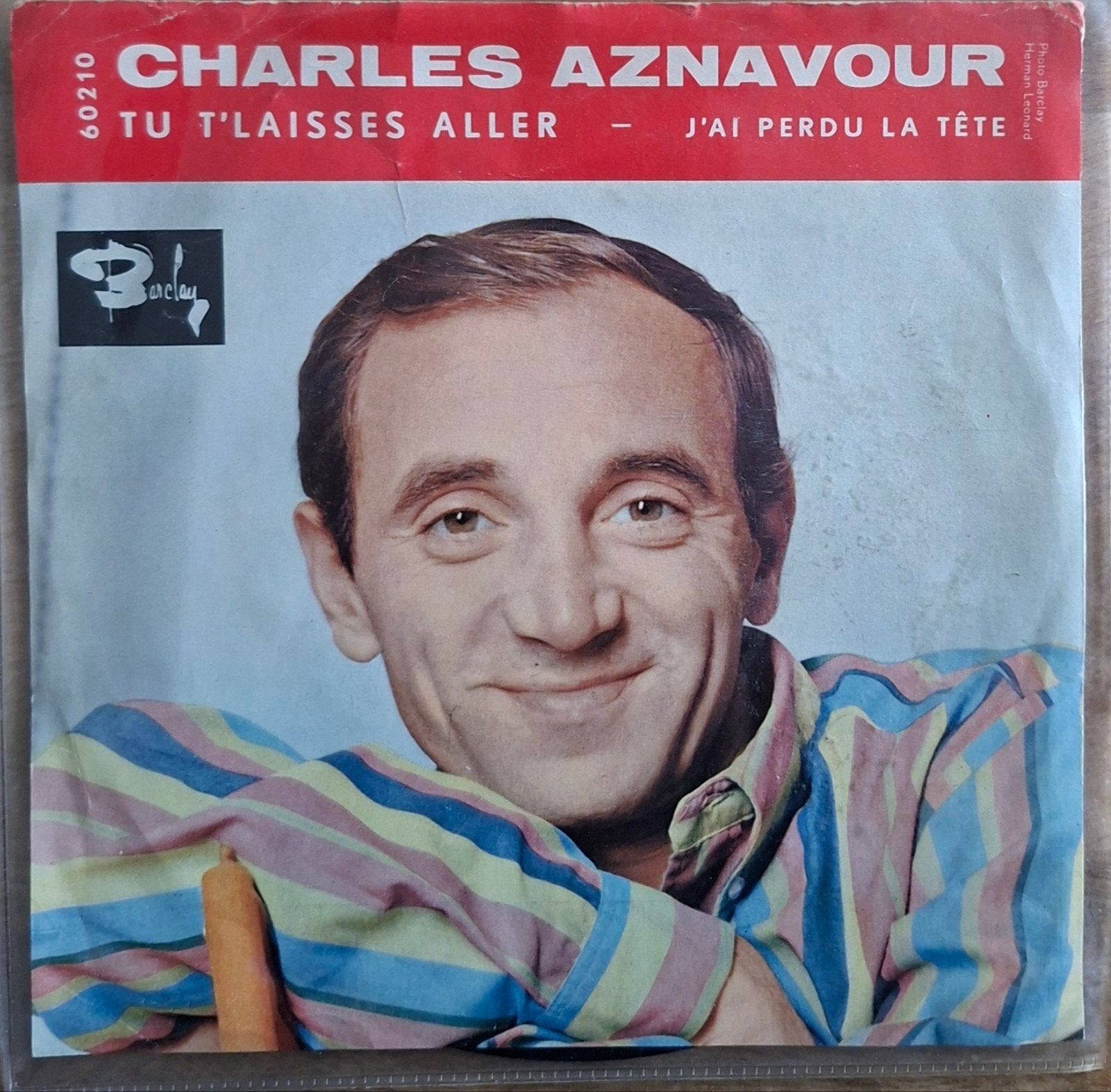 Charles Aznavour - Tu T'Laisses Aller / J'ai Perdu La Tête, Fotohoes, Ophalen of Verzenden, Gebruikt, Overige genres