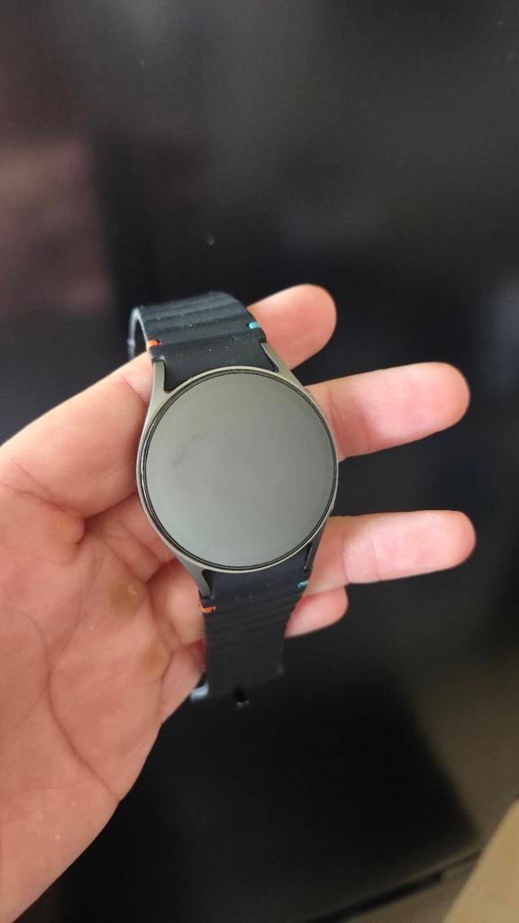 Samsung smartwatch met oplader, Onbekend, Zwart, Ophalen of Verzenden, Zo goed als nieuw