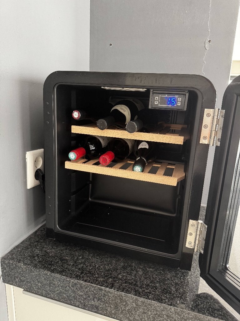 Klarstein wijnkoelkast wijnklimaatkast 11 flessen – compact, Zonder vriesvak, Ophalen of Verzenden, Minder dan 45 cm, Minder dan 85 cm