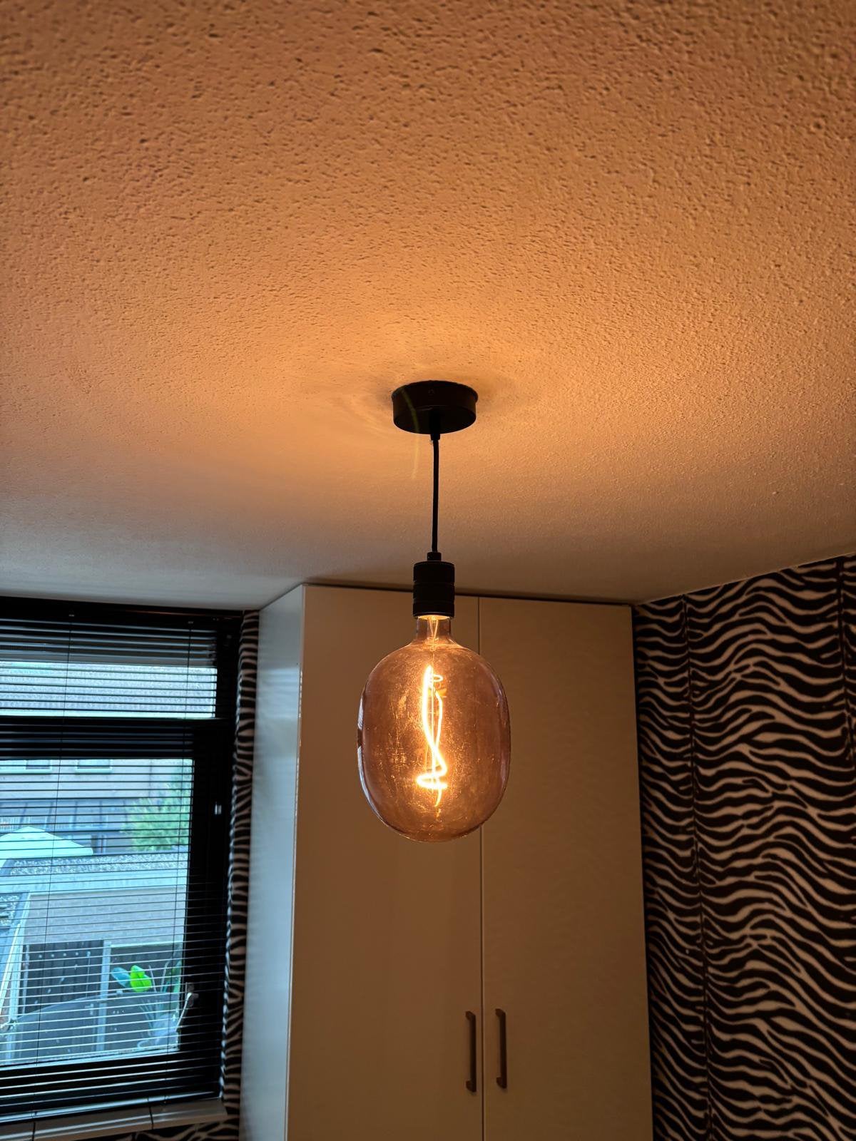 Roze hang lamp, Huis en Inrichting, Ophalen, Zo goed als nieuw