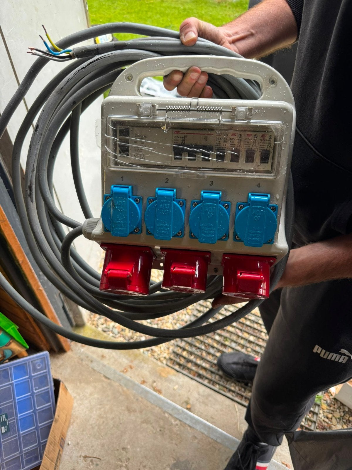 Stroomverdeler met kabel en diverse aansluitingen, Ophalen of Verzenden