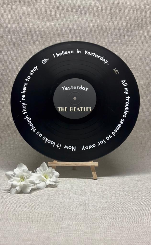 Vinyl bedrukt ter decoratie The Beatles, Ophalen of Verzenden, 1960 - 1969, Gebruikt, 12 inch